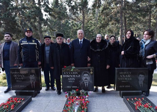 Sumqayıtda 20 Yanvar faciəsinin 33-cü ildönümü ilə əlaqədar anım mərasimi keçirilib – FOTO