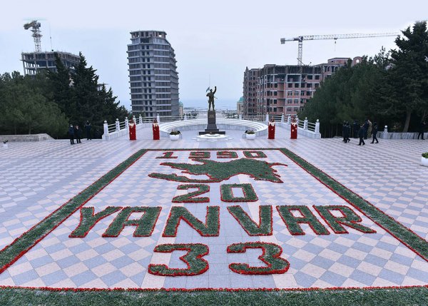 Sumqayıtda 20 Yanvar faciəsinin 33-cü ildönümü ilə əlaqədar anım mərasimi keçirilib – FOTO