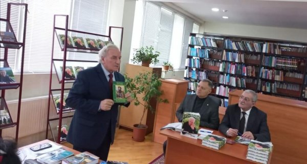 Sumqayıtda “Eyruzun ömür kitabı”nın təqdimatı - FOTO