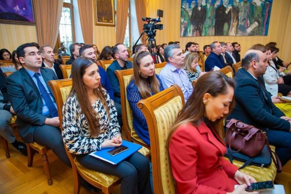 Deputatlar "Peşə bacarığı olan işçilər üçün davamlı iş imkanları" adlı tədbirdə - FOTO