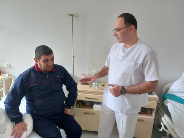 Sumqayıtın 55 yaşlı müalicə ocağında nələr gördüm?..  - Pasiyentin gündəliyi (FOTO)