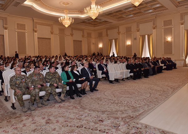 Sumqayıtda “Heydər Əliyev İli” çərçivəsində tədbir keçirilib - FOTOLAR