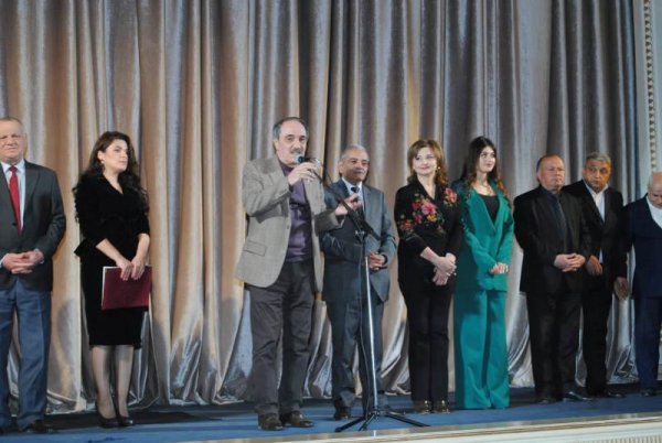 Sumqayıt teatrında 55 il sonra yenidən  "Müsyo Jordan və Dərviş Məstəli Şah" - FOTOLAR