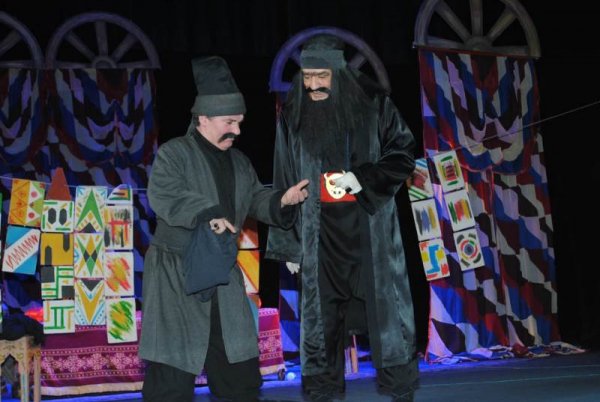Sumqayıt teatrında 55 il sonra yenidən  "Müsyo Jordan və Dərviş Məstəli Şah" - FOTOLAR