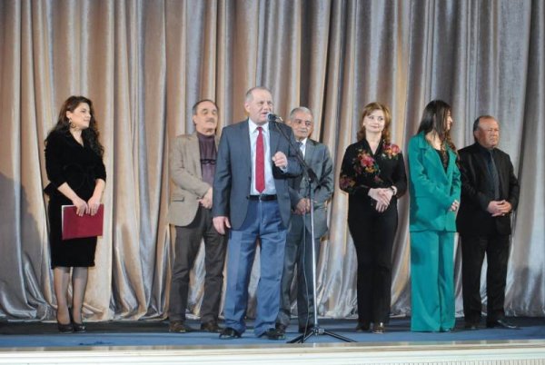 Sumqayıt teatrında 55 il sonra yenidən  "Müsyo Jordan və Dərviş Məstəli Şah" - FOTOLAR