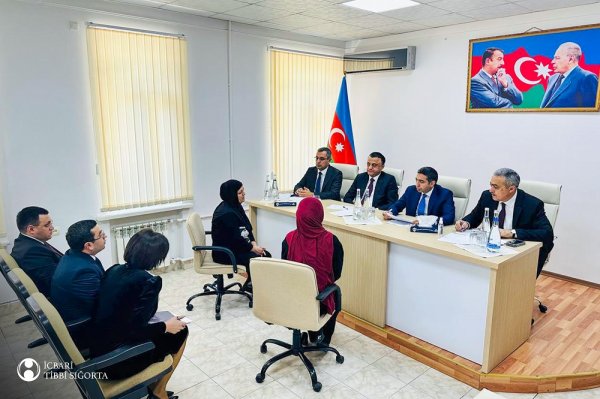 Zaur Əliyev Sumqayıtda vətəndaşları qəbul edib - FOTOLAR