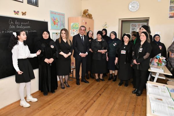 Sumqayıtın bu məktəbində 15 şəhidin adını daşıyan sinif otağının açılışı olub - FOTOLAR