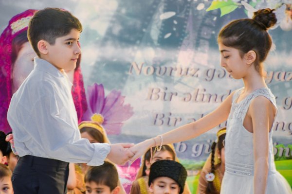 Sumqayıt Dünya Məktəbində yubiley tədbiri - FOTOLAR