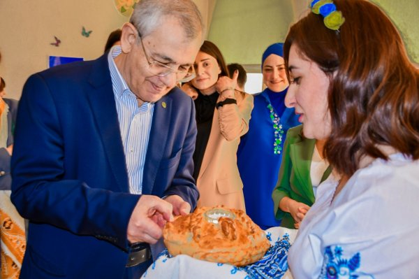 Sumqayıt Dünya Məktəbində yubiley tədbiri - FOTOLAR