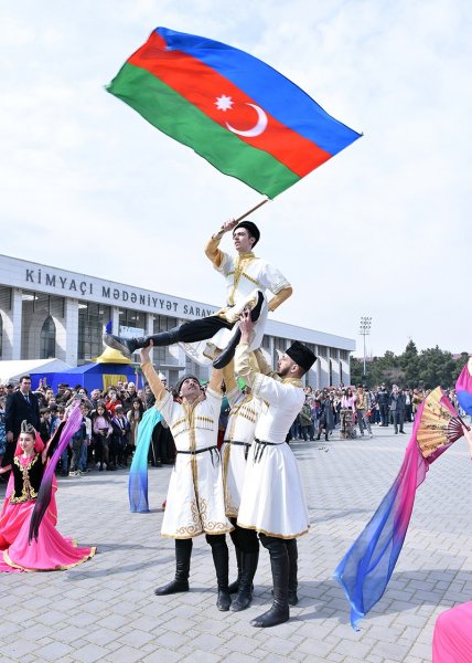 Sumqayıtda Novruz bayramı münasibətilə ümumşəhər tədbiri keçirilib - FOTOLAR