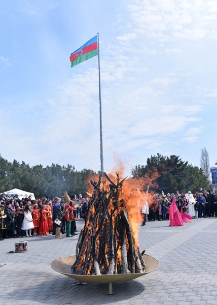 Sumqayıtda Novruz bayramı münasibətilə ümumşəhər tədbiri keçirilib - FOTOLAR