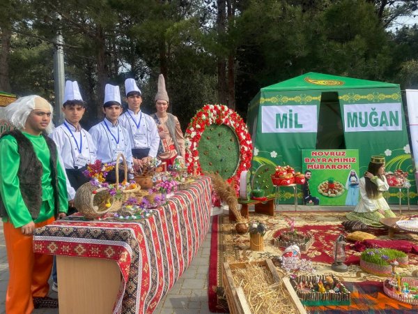 Xidmət Sahələri üzrə Sumqayıt Dövlət Peşə Təhsil Mərkəzi ümumşəhər bayram tədbirində iştirak edib - FOTOLAR Xidmət Sahələri üzrə Sumqayıt Dövlət Peşə Təhsil Mərkəzi ümumşəhər bayram tədbirində iştirak edib - FOTOLAR