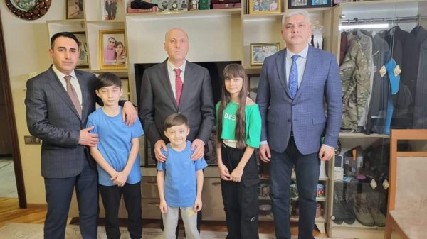 Sumqayıtda şəhid ailələri bayram günlərində ziyarət edilib - FOTO
