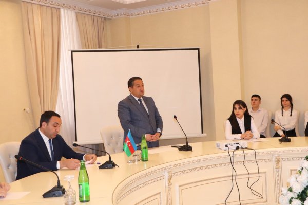 Sumqayıtda “Heydər Əliyev irsi” adlı dəyirmi masa keçirilib - FOTO