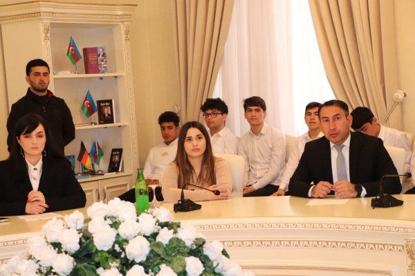 Sumqayıtda “Heydər Əliyev irsi” adlı dəyirmi masa keçirilib - FOTO