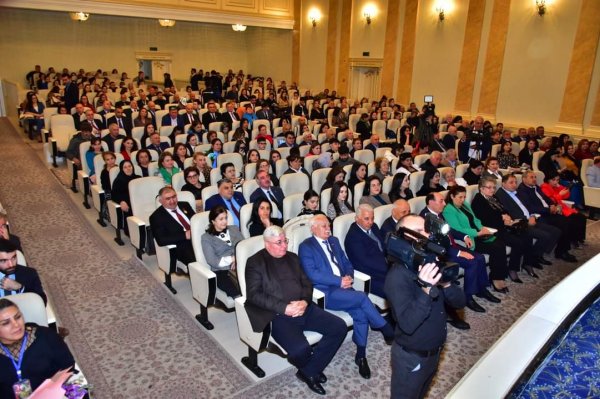Sumqayıtda Şair İbrahim İlyaslının 60 illik yubileyi qeyd olunub - FOTOLAR
