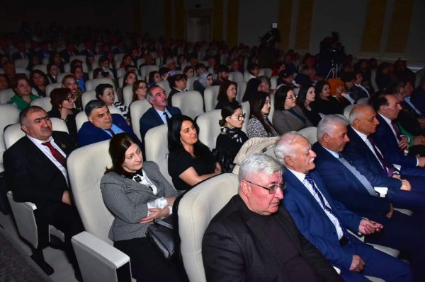 Sumqayıtda Şair İbrahim İlyaslının 60 illik yubileyi qeyd olunub - FOTOLAR