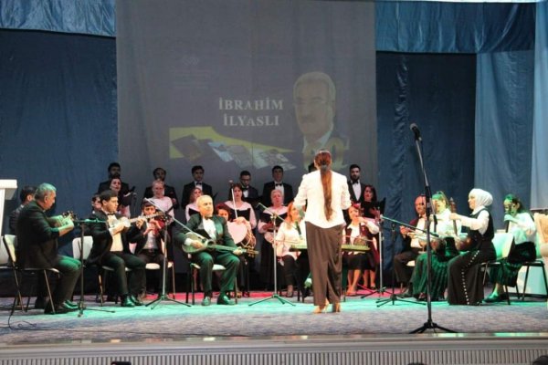 Sumqayıtda Şair İbrahim İlyaslının 60 illik yubileyi qeyd olunub - FOTOLAR