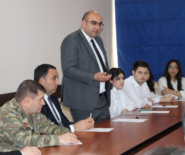 Sumqayıtda “Heydər Əliyev və Azərbaycan gəncliyi” adlı dəyirmi masa keçirilib - FOTO