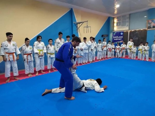 Sumqayıtda “Sağlam həyat” adlı növbəti tədbir - FOTO Sumqayıtda “Sağlam həyat” adlı növbəti tədbir - FOTO