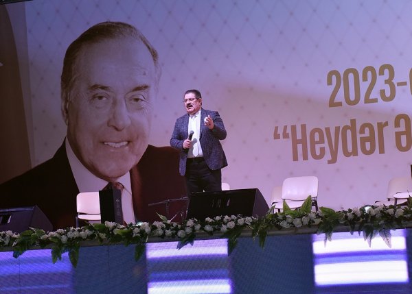 Heydər Əliyevin 100 illiyi ilə əlaqədar Sumqayıtda möhtəşəm konsert keçirilib - FOTOLAR