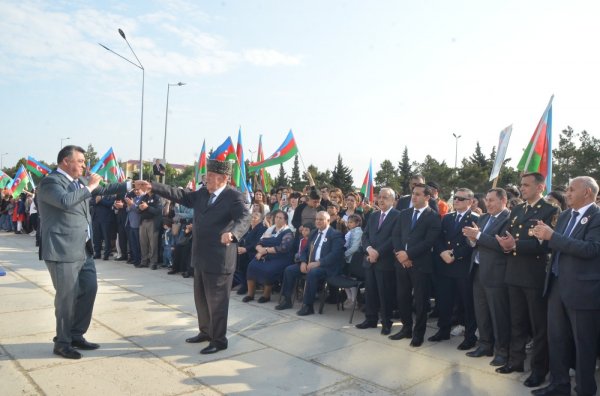 Sumqayıtda Qubadlı rayon İcra Hakimiyyəti Heydər Əliyevin 100 illik yubileyinə həsr olunmuş tədbir keçirib- FOTOLAR
