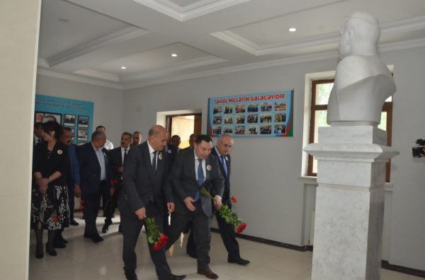 Sumqayıtda Qubadlı rayon İcra Hakimiyyəti Heydər Əliyevin 100 illik yubileyinə həsr olunmuş tədbir keçirib- FOTOLAR