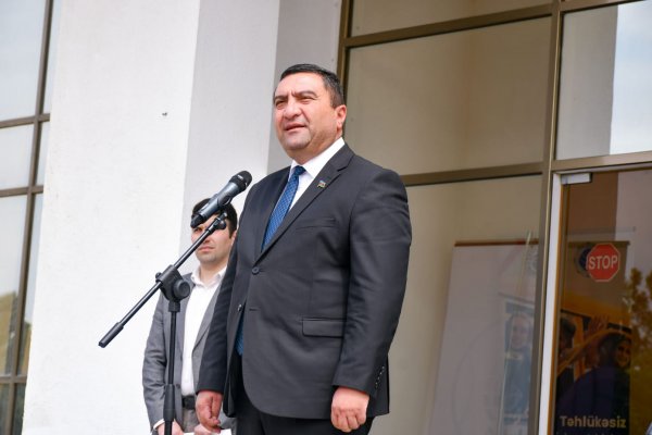 Sumqayıtda şahmat seansı təşkil edilib - FOTOLAR