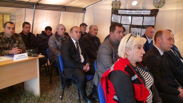 Sumqayıt ayparaçıları təlimdə