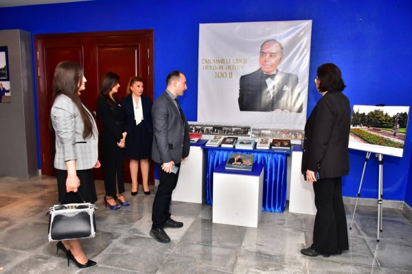 Sumqayıtda “Dahi şəxsiyyət və müdrik lider” adlı tədbir keçirilib - FOTO