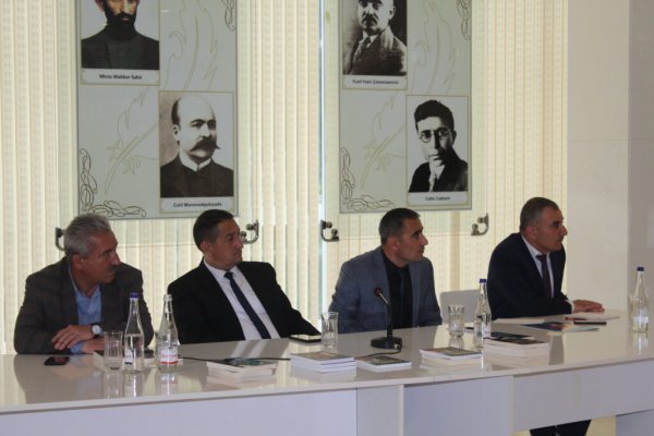 Sumqayıtda detektiv yazar Elbrus Kəlbiyevlə görüş və imza günü keçirildi – FOTOLAR,VİDEO