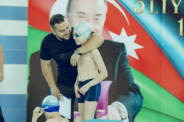 Sumqayıtda üzgüçülük üzrə açıq birincilik keçirilib - FOTO