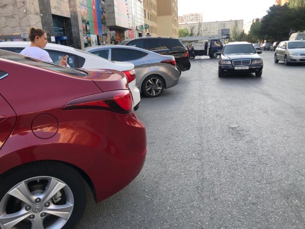 Sumqayıtda hansı ərazilərdəki səkilər təhlükə yaradır? (ARAŞDIRMA)