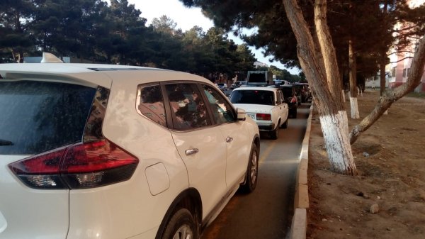 Sumqayıtda hansı ərazilərdəki səkilər təhlükə yaradır? (ARAŞDIRMA)
