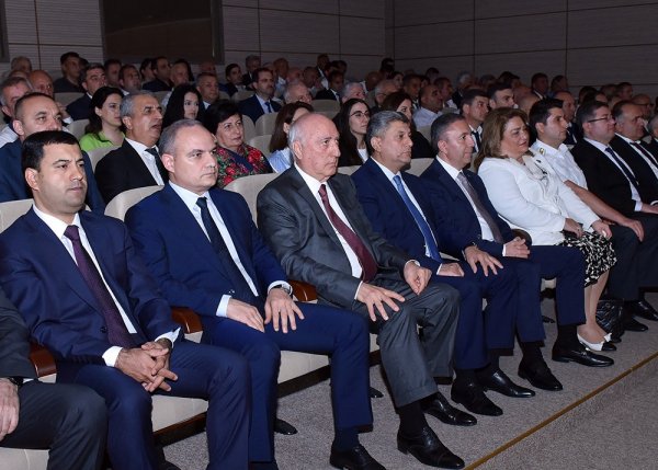 Sumqayıtda Milli Qurtuluş Günü qeyd edilib-Fotolar Sumqayıtda Milli Qurtuluş Günü qeyd edilib-Fotolar