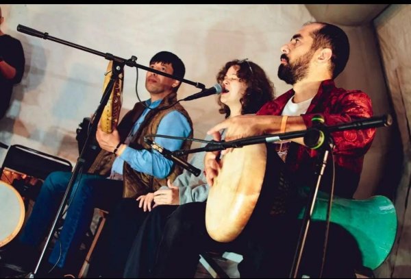 Sumqayıtın tanınmış ritm qrupu Rusiyada ustad dərsləri keçir (FOTO)
