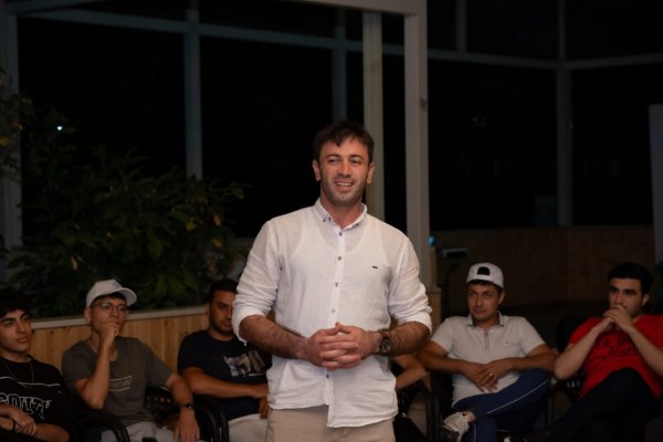 Mənəvi Dəyərlərin Təbliği Fondu Oğuzda könüllülər və tələbələr üçün "Yay məktəbi" təşkil edib - FOTOLAR