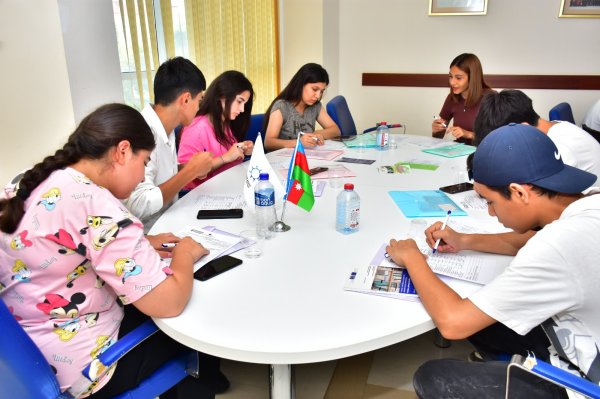 Sumqayıtda insan alveri ilə mübarizə mövzusunda təlim keçirilib (Foto)