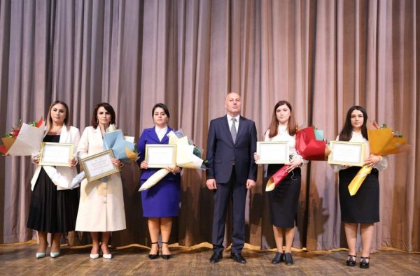 Sumqayıtda təhsil işçilərinin sentyabr konfransı keçirilib - FOTOLAR