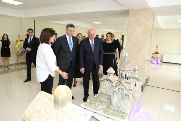 Sumqayıtda təhsil işçilərinin sentyabr konfransı keçirilib - FOTOLAR