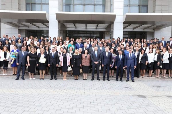 Sumqayıtda təhsil işçilərinin sentyabr konfransı keçirilib - FOTOLAR