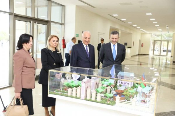 Sumqayıtda təhsil işçilərinin sentyabr konfransı keçirilib - FOTOLAR