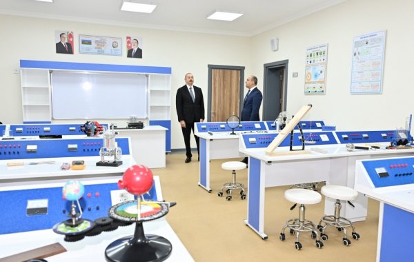 Prezident Xırdalanda məktəb açılışında - FOTOLAR