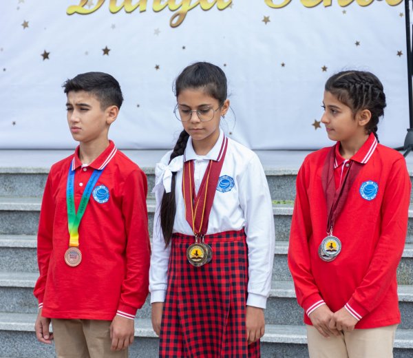 "Sumqayıt Dünya" məktəbində "Bilik günü" tədbiri keçirilib (FOTO)