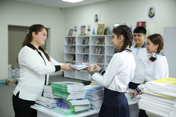 Sumqayıtda 5000-dən yuxarı şagird üçün ilk zəng çalındı - FOTOLAR