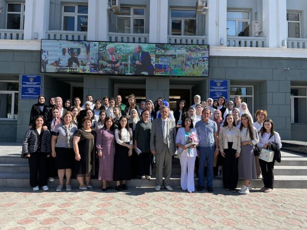 Dağıstan Dövlət Pedaqoji Universitetində Xatirə Fərəclinin kitabının təqdimatı keçirilib - FOTO