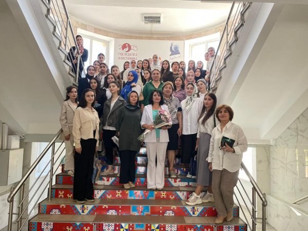 Dağıstan Dövlət Pedaqoji Universitetində Xatirə Fərəclinin kitabının təqdimatı keçirilib - FOTO
