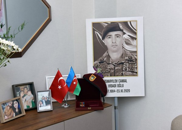 Zakir Fərəcov Vətən Müharibəsi Qəhrəmanlarının ailələrini ziyarət etdi (FOTOLAR)