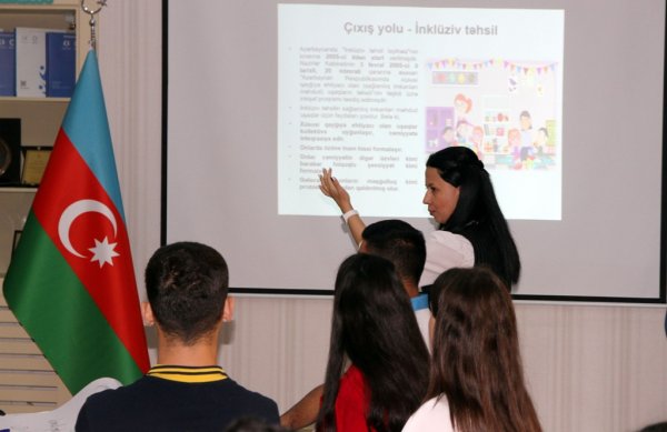 “Memarlıq, İnşaat və Dizayn” İctimai Birliyi layihə çərçivəsində ilk tədbirini keçirib - FOTOLAR