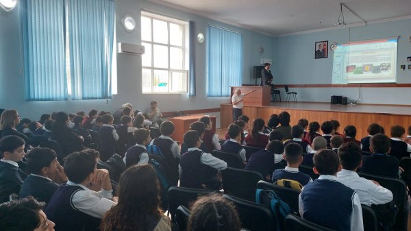İnternat məktəbində "Mən təbiətin dostuyam” adlı tədbir keçirilib (FOTO)